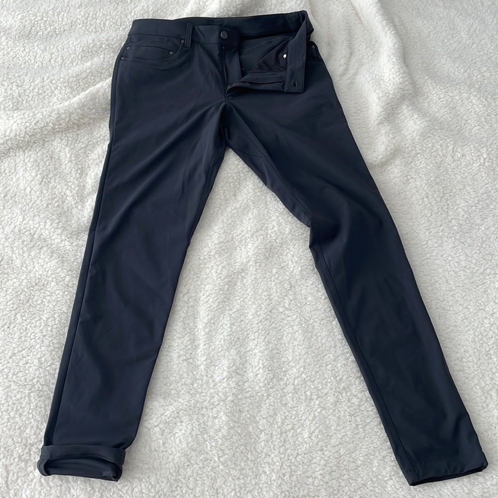 Brand New LULULEMON 5-pocket tech pant